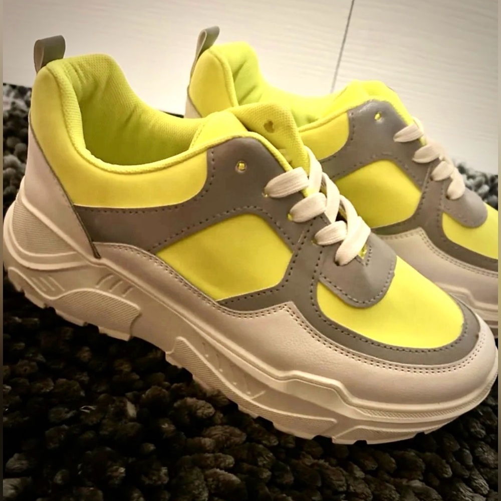 New YOKI Neon Yellow Gray and White Chunky Platform Sneakers Size 8